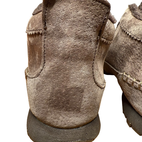 SKECHERS Bikers Lineage Women's 6 Moc Toe Chocolate Suede Chukka Lace Up Boot - Picture 8 of 15